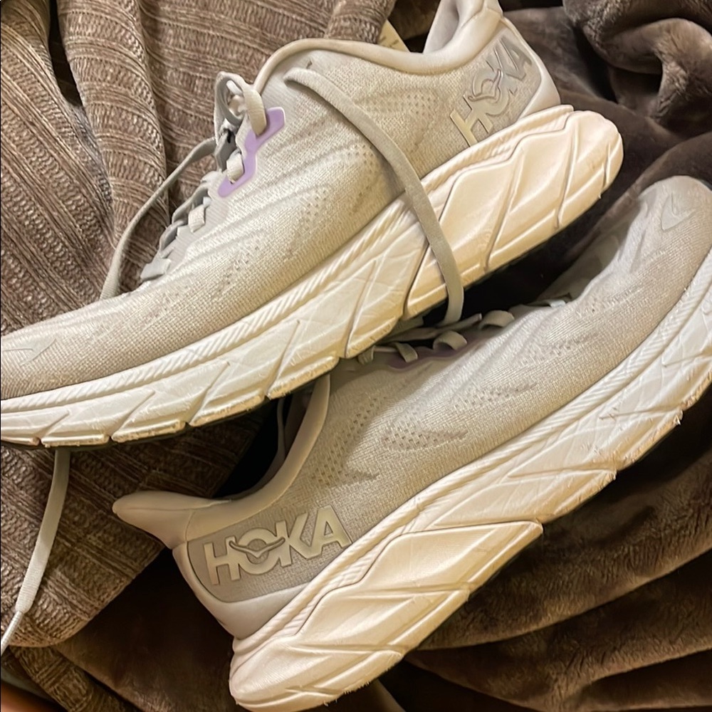 Hoka Arahi 8, size 8.5